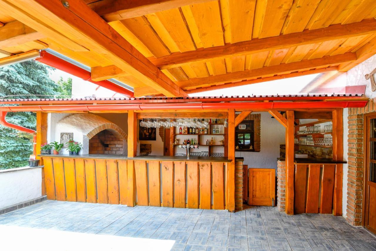Penzion Turista Banská Štiavnica Exteriér fotografie